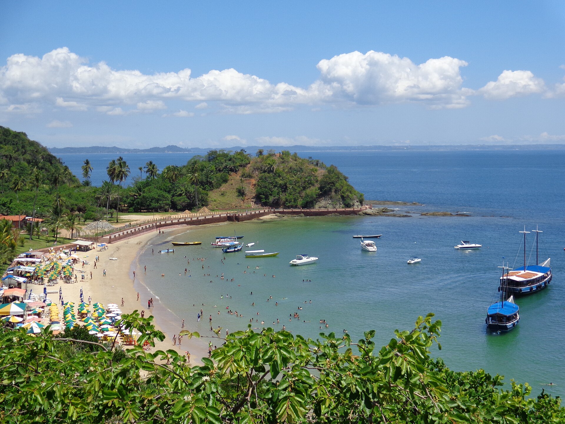 Imagem de referência relacionada a Ilha dos Frades, item descrito como ilha em Salvador, município do estado brasileiro da Bahia
