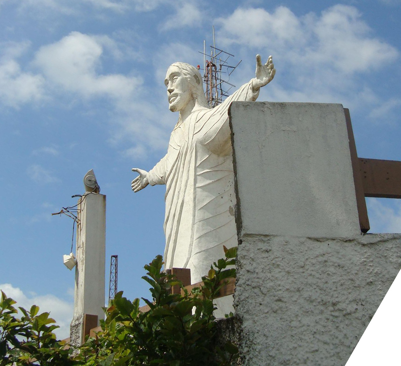 Imagem de referência relacionada a Cristo Redentor, item descrito como fotografia Performática de Alexandre Mury