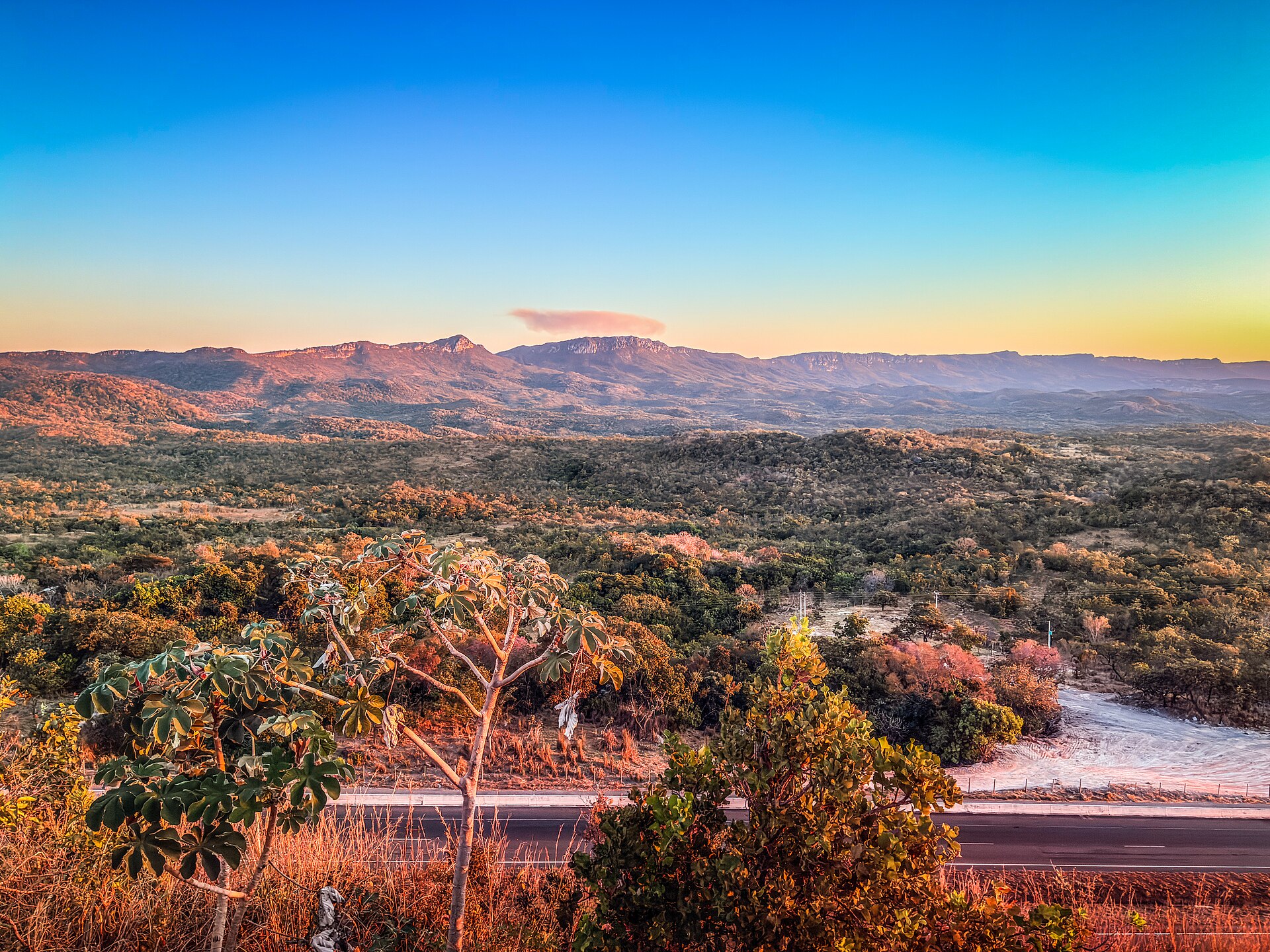 Imagem de referência de Parque Estadual da Serra Dourada, descrito nos dados abertos como parque Estadual da Serra Dourada de nível Estadual, localizado (a) em Buriti de Goiás (GO), Goiás (GO), Mossâmedes (GO)
