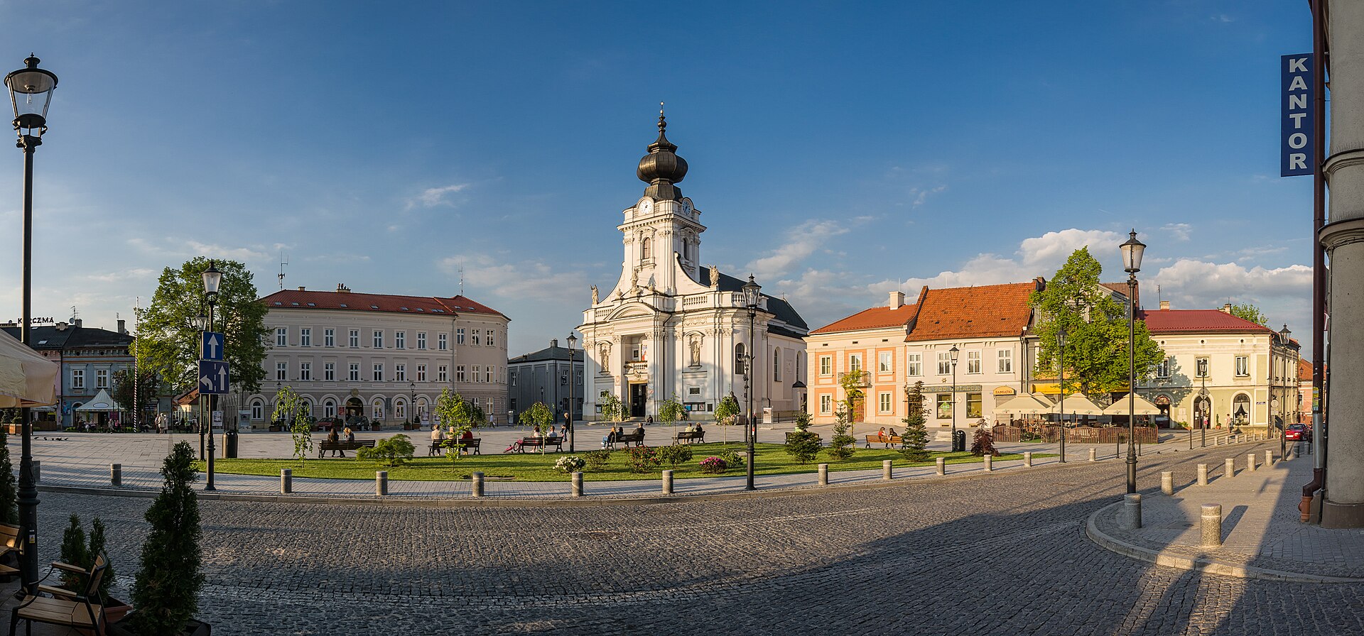 Imagem de referência relacionada a Wadowice, item descrito como cidade na atual Polônia
