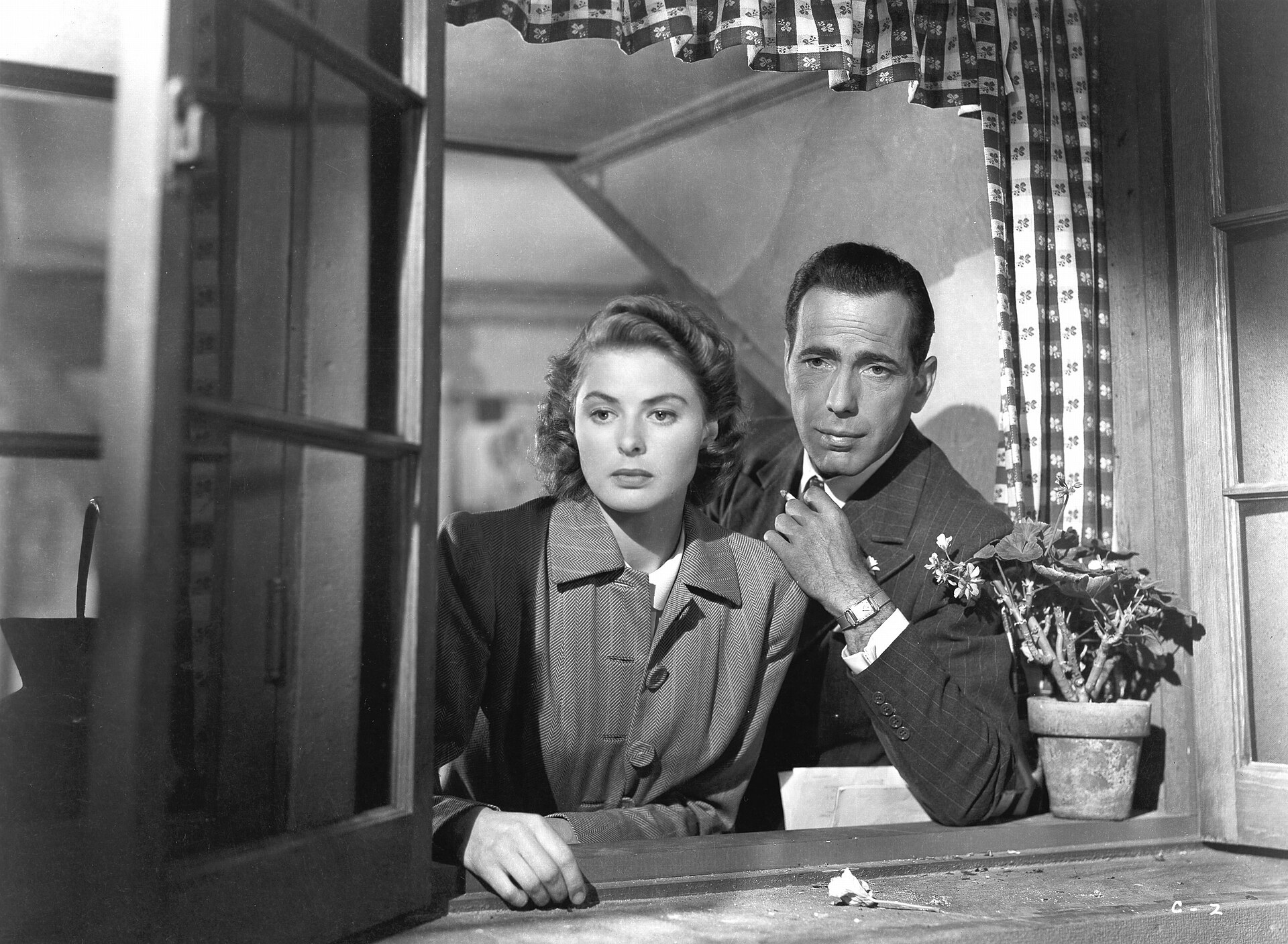 Imagem de referência relacionada a Casablanca, item descrito como filme de 1942 realizado por Michael Curtiz