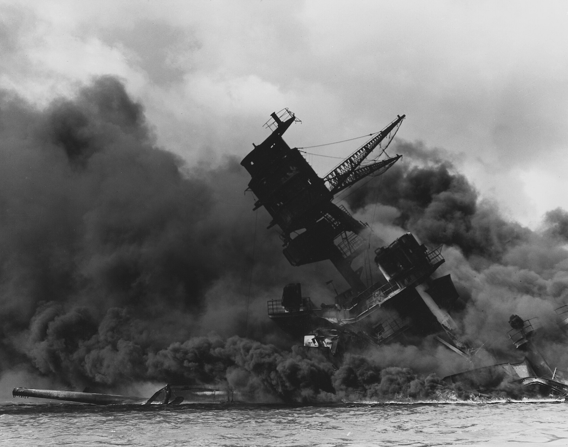 Imagem de referência de 1941, descrito nos dados abertos como filme de 1979 dirigido por Steven Spielberg