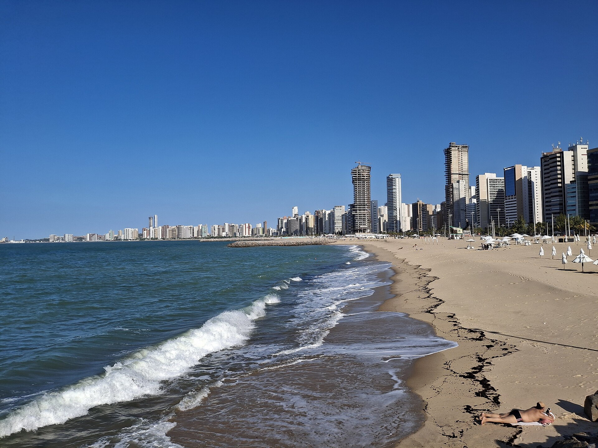 Imagem de referência de Praia de Iracema, descrito nos dados abertos como bairro do município brasileiro de Fortaleza, Ceará