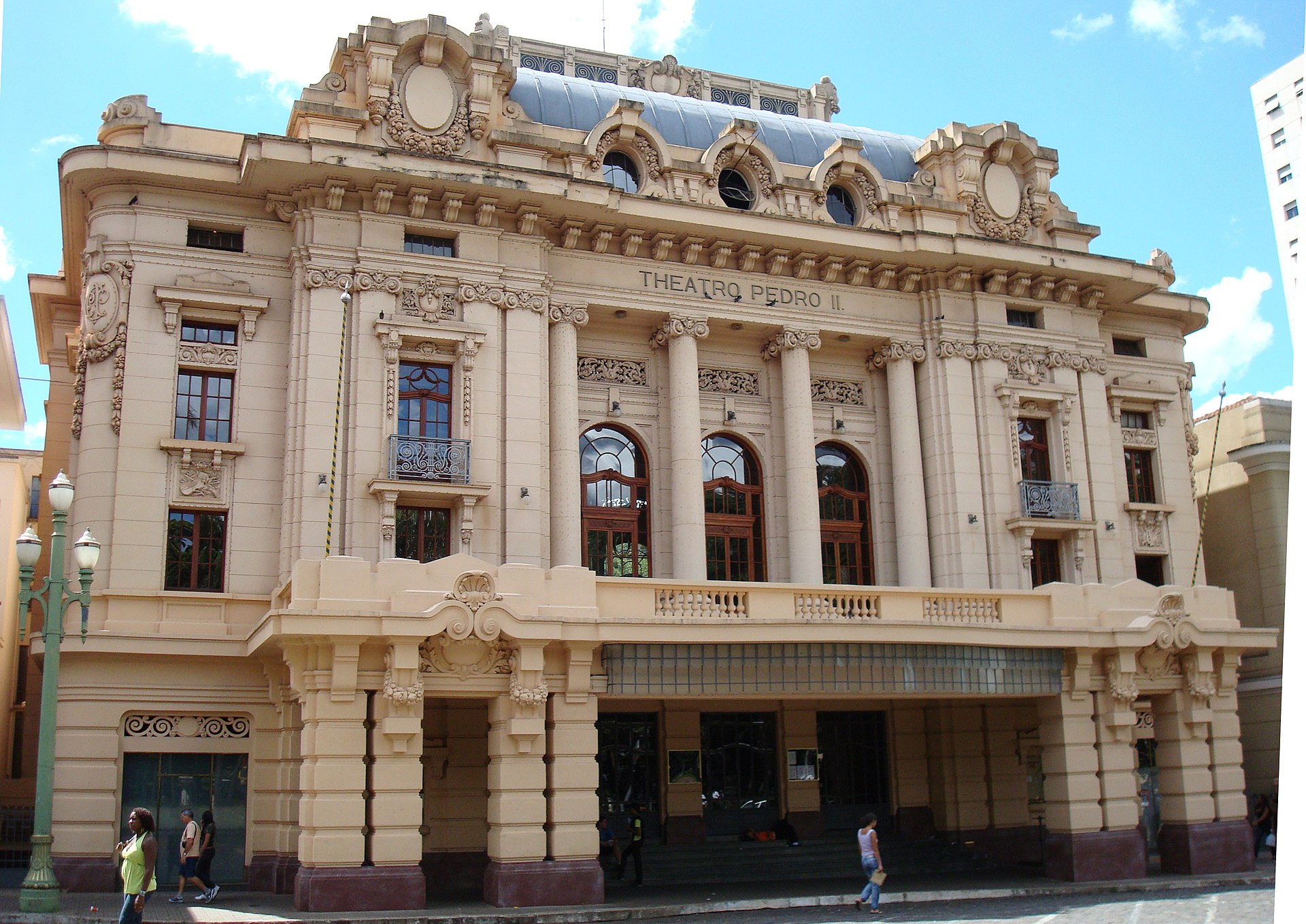 Imagem de referência de Teatro Pedro II, descrito nos dados abertos como patrimônio localizado no Brasil