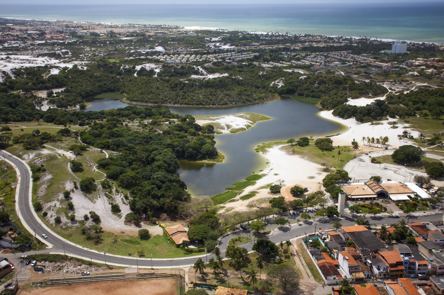 Imagem de referência de Parque Metropolitano do Abaeté, descrito nos dados abertos como parque de Salvador, Bahia, Brasil