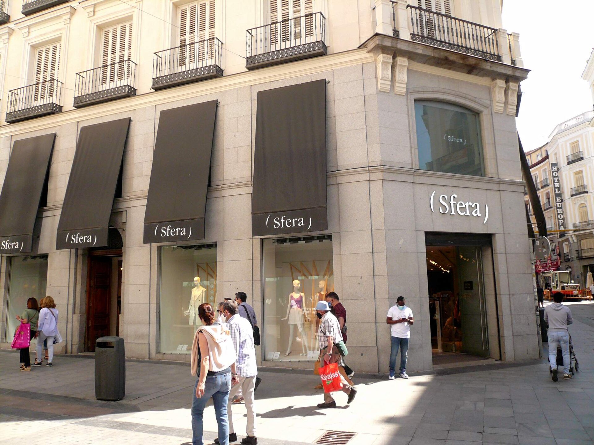 Imagem de referência de Sfera, descrito nos dados abertos como rede de lojas espanhola