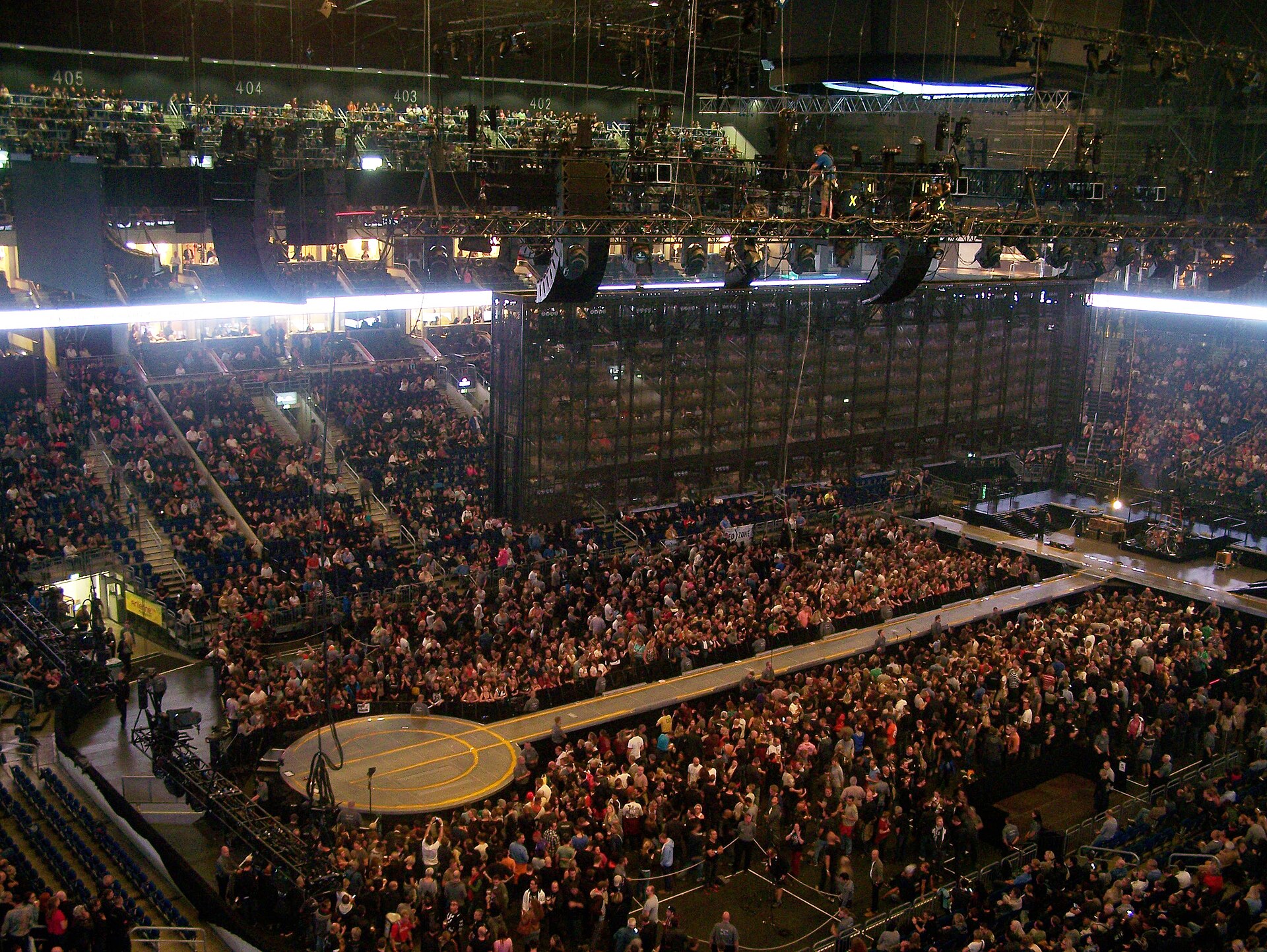 Imagem de referência de Innocence + Experience Tour, descrito nos dados abertos como turnê mundial da banda U2