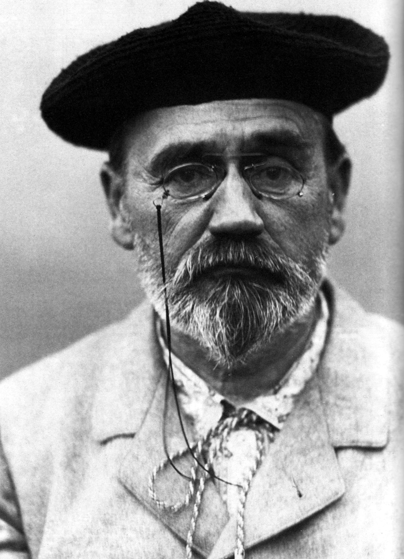 Imagem de referência relacionada a Émile Zola, item descrito como escritor francês (1840–1902)