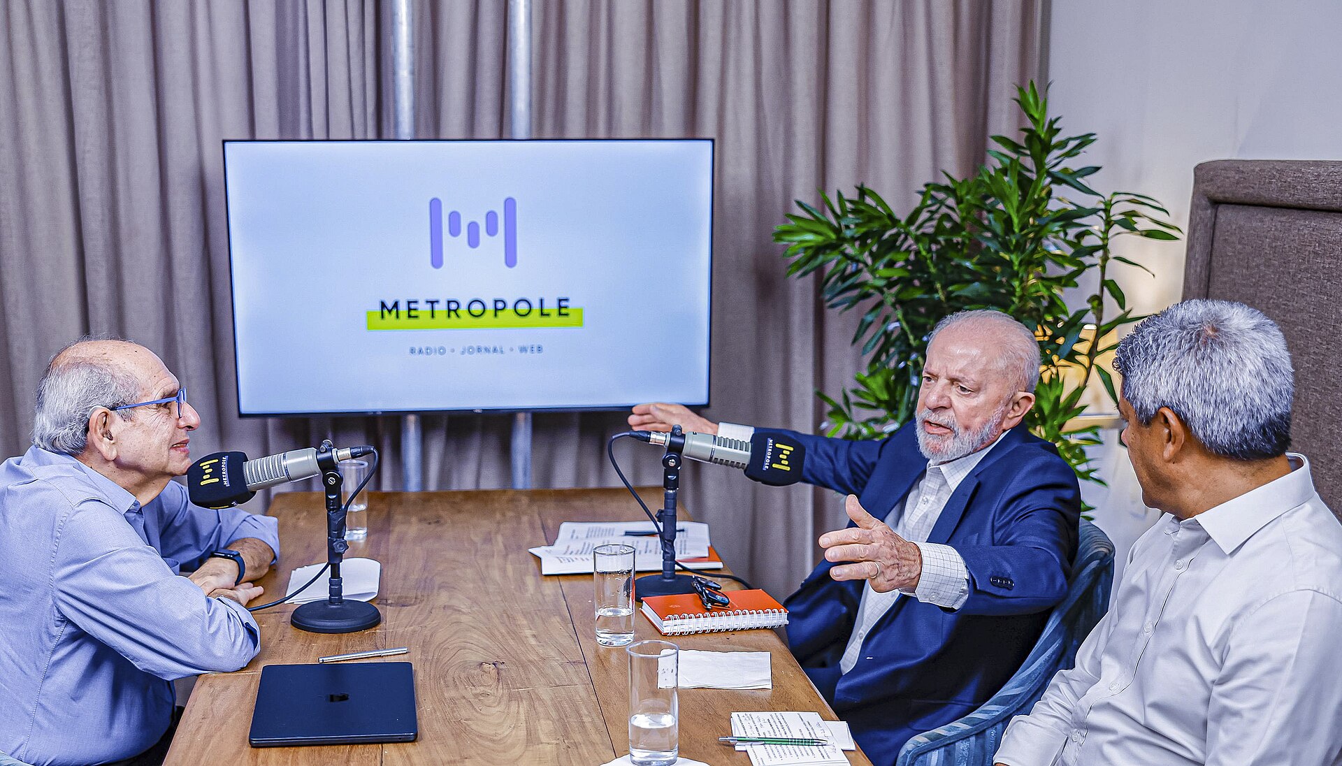 Imagem de referência de Rádio Metrópole, descrito nos dados abertos como estação de rádio brasileira de Salvador, Bahia