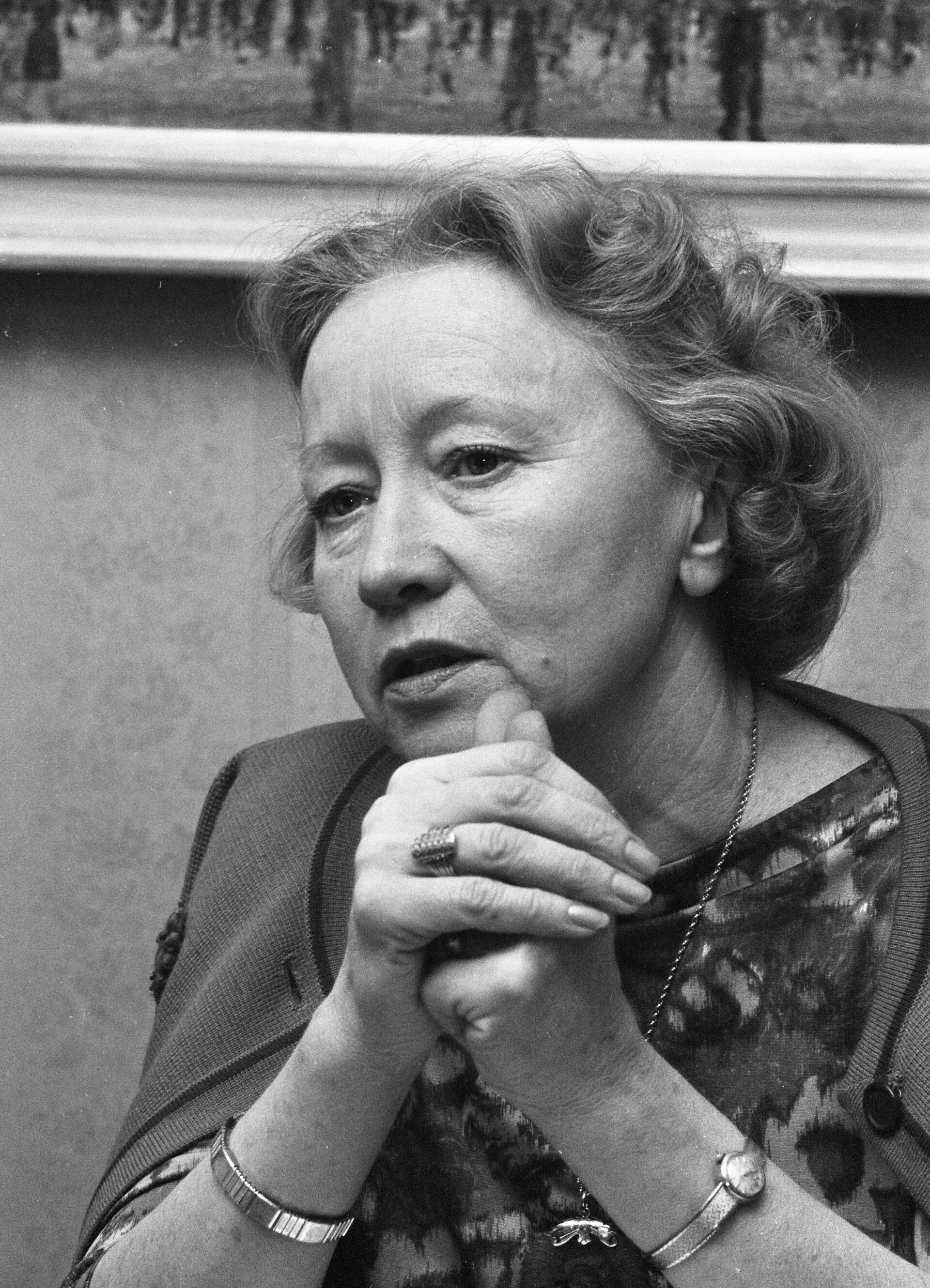 Imagem de referência relacionada a Galina Sergejewna Ulanowa, item descrito como bailarina soviética (1910-1998)