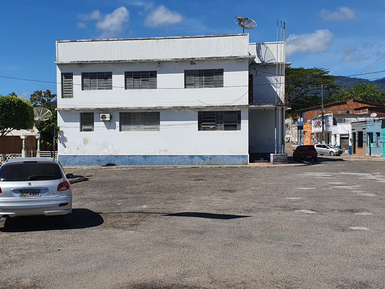 Imagem de referência de Almadina, descrito nos dados abertos como município do Estado da Bahia, Brasil