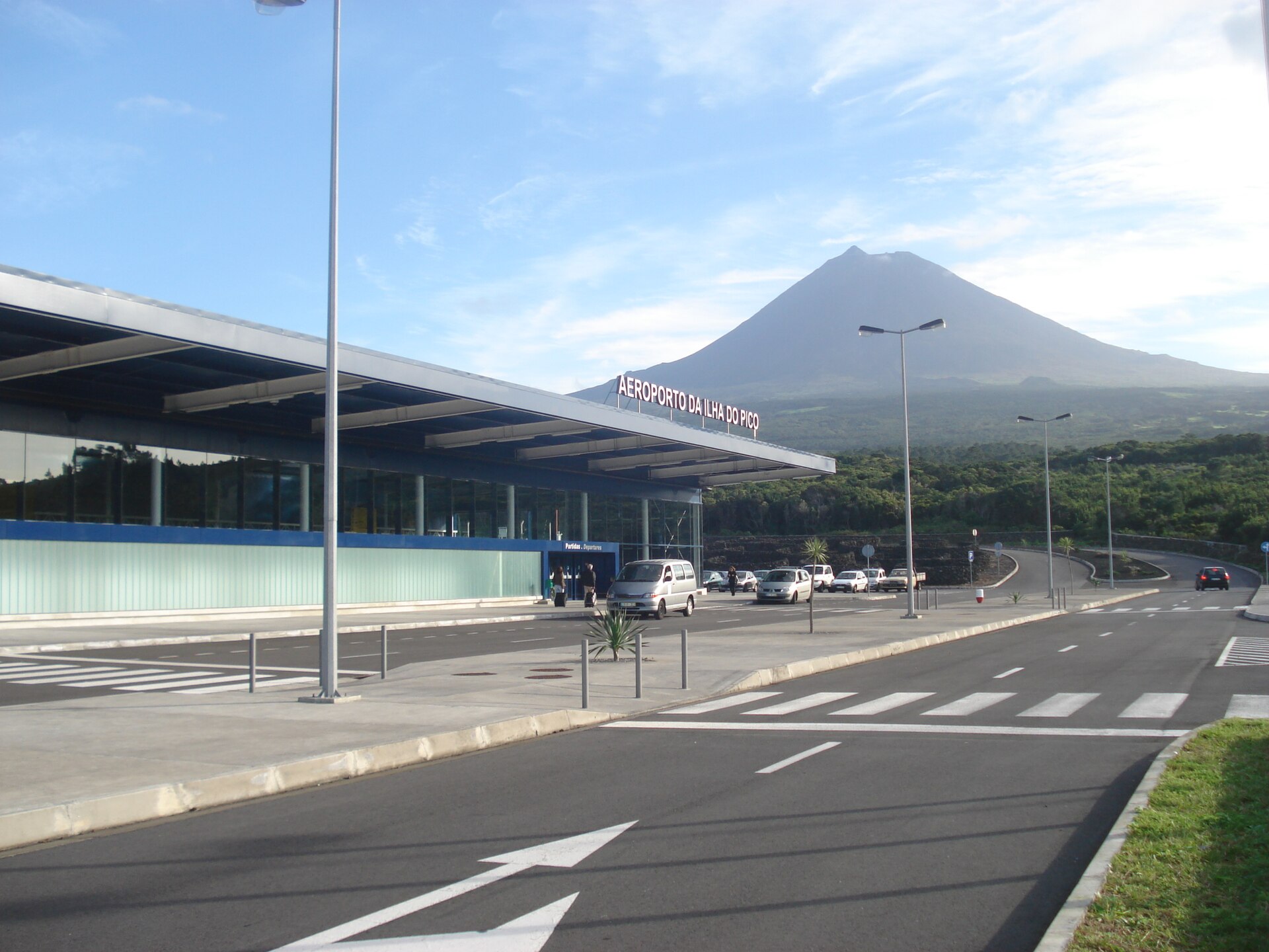 Imagem de referência relacionada a Bandeiras, item descrito como freguesia do município de Madalena, Açores, Portugal