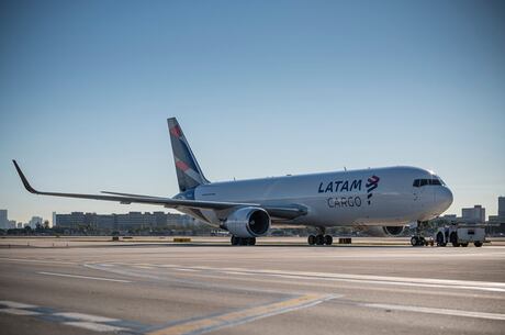 Transporte de fármacos entre Europa e Brasil cresce 150% em 2026, revela LATAM Cargo