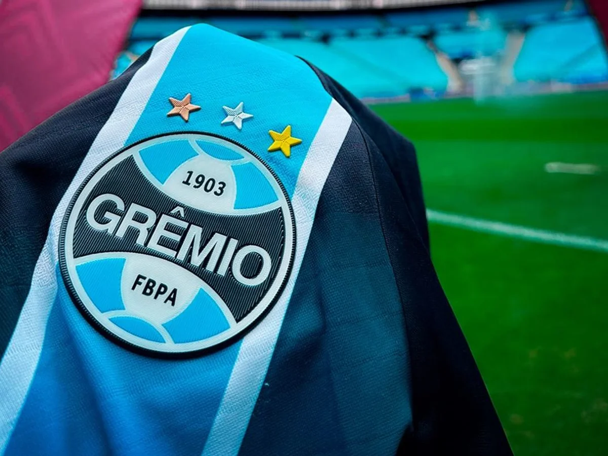 Émerson Leal, ex-Grêmio, está internado em estado grave após infarto