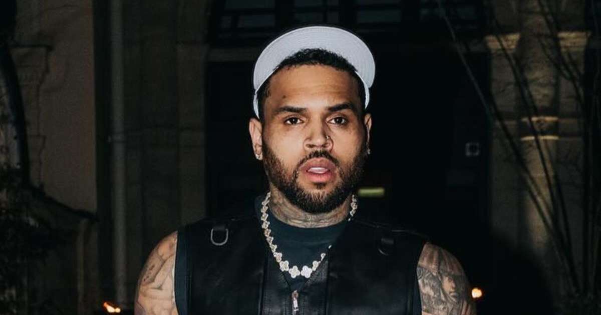 Chris Brown pode ser preso por agredir produtor com garrafa na cabeça em Londres; entenda