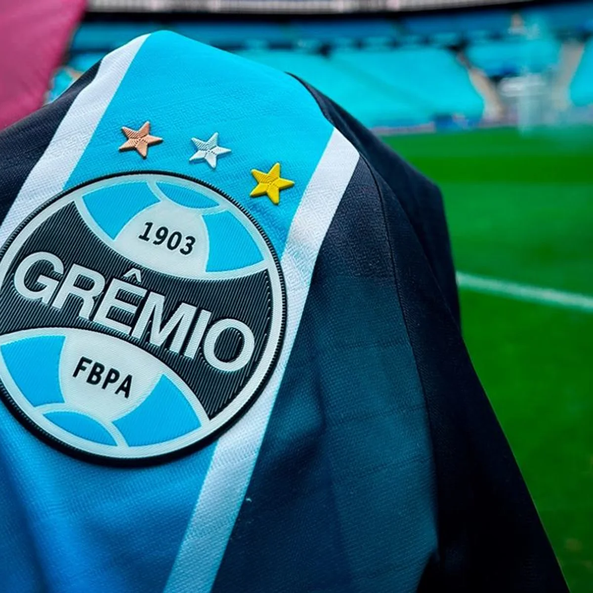 Émerson Leal, ex-Grêmio, está internado em estado grave após infarto