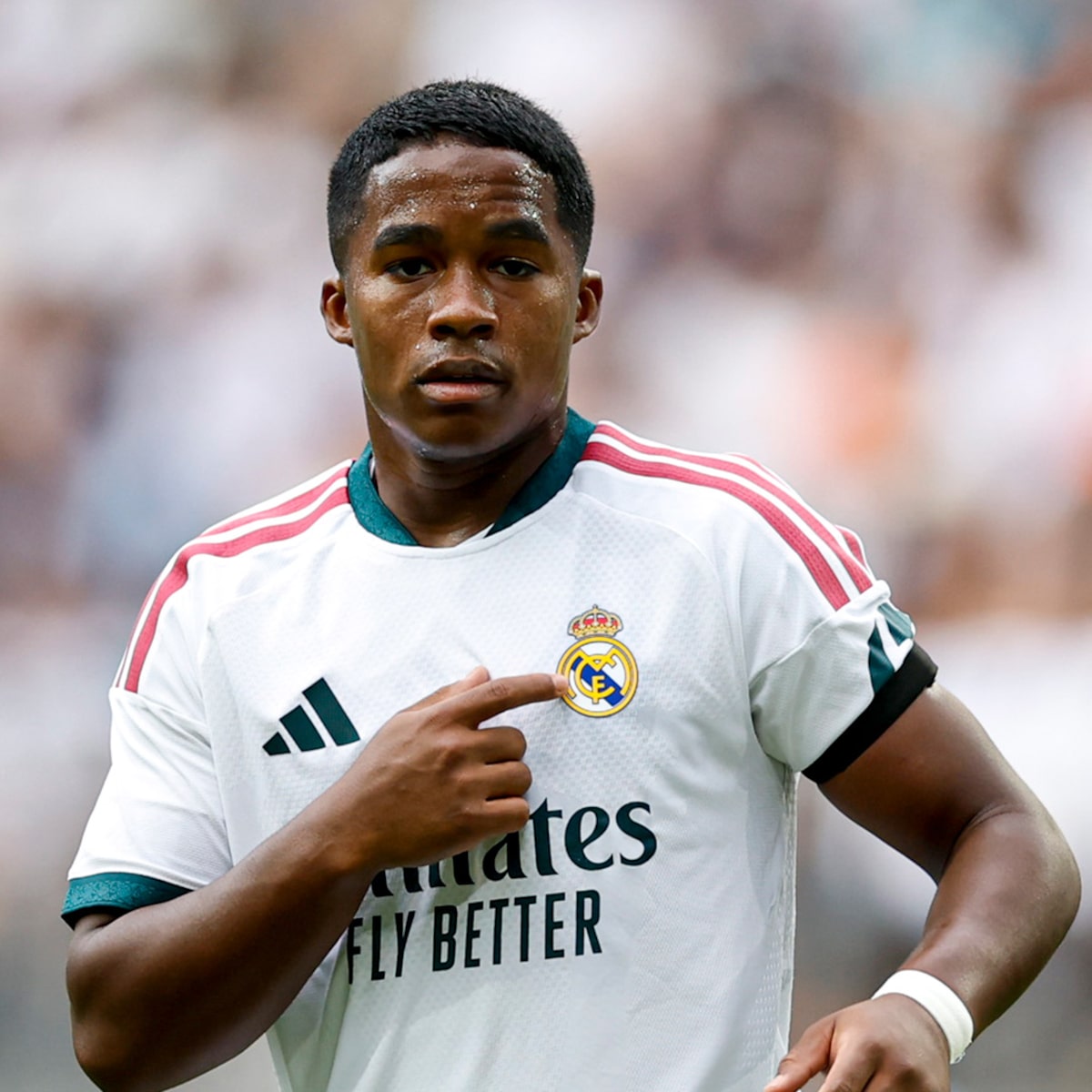Mourinho garante permanência de Endrick no Real Madrid: ‘Um jogador que adoro’