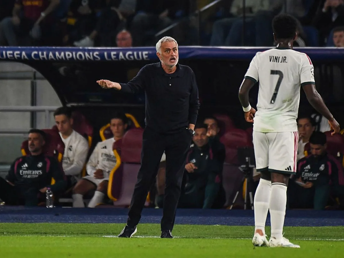 "Não é normal", diz Mourinho sobre suspensão de quatro jogos a Vini Jr.