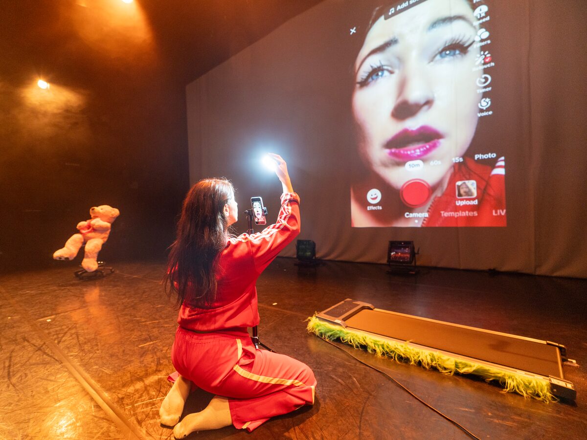 Cultura Inglesa Festival 2026 recebe aclamado espetáculo ‘Famehungry’ e Agnes Nunes; veja destaques