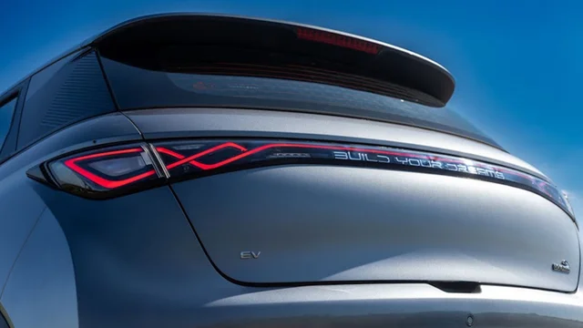BYD faz queima e joga preços do Dolphin no chão para encarar GAC e Geely