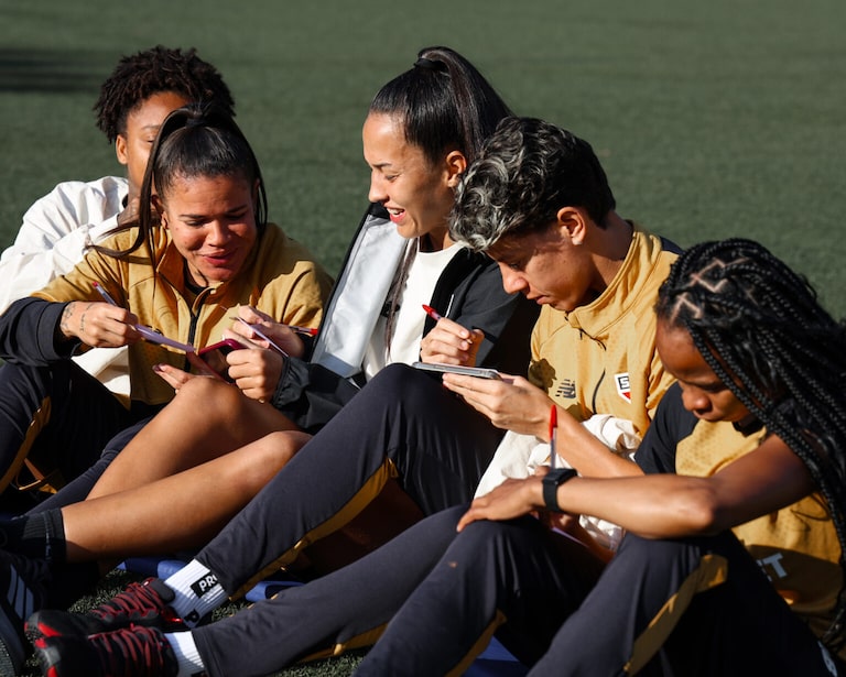 Como São Paulo superou desvantagem financeira para levantar o título do Brasileiro Feminino