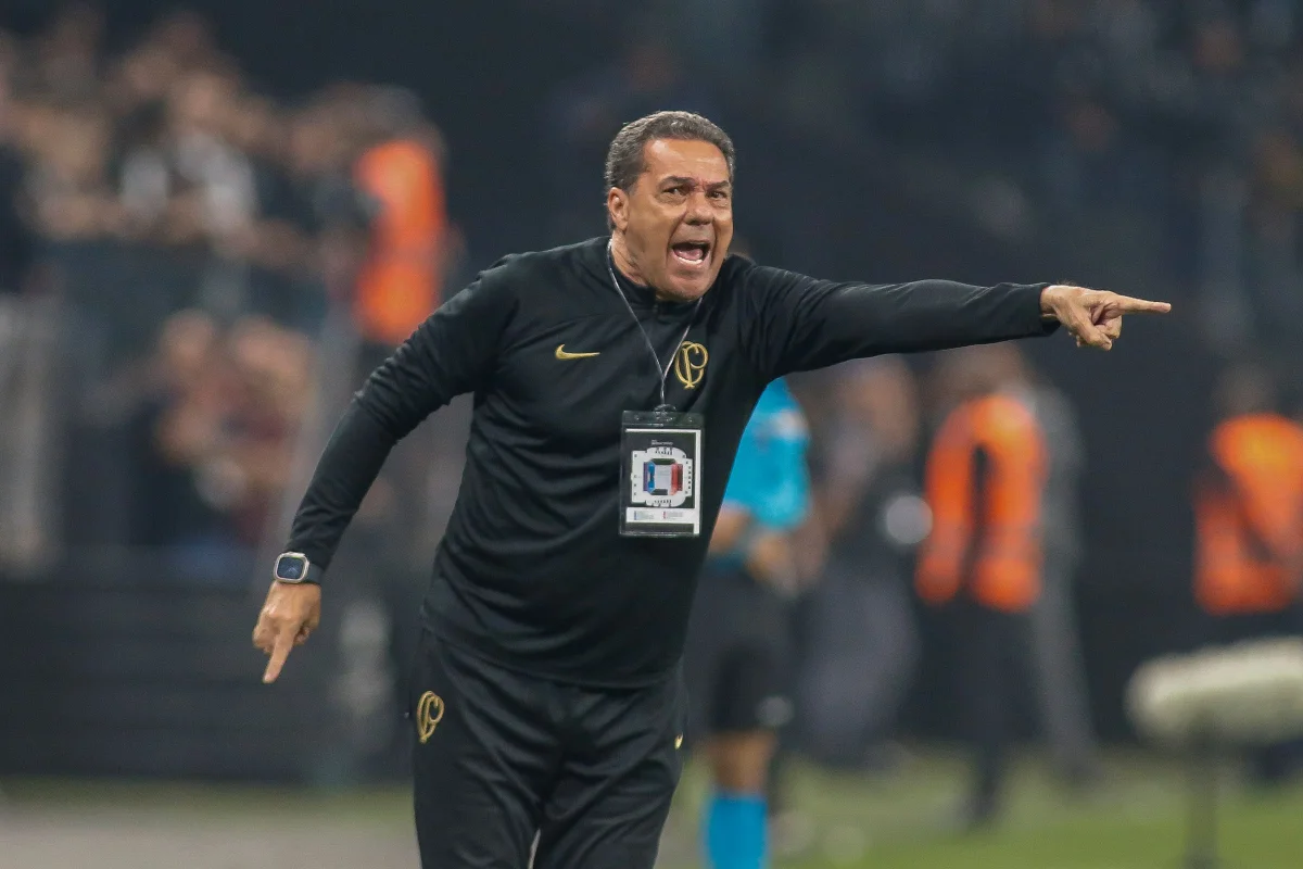 Luxemburgo revela que treinaria o Corinthians caso tivesse sido procurado
