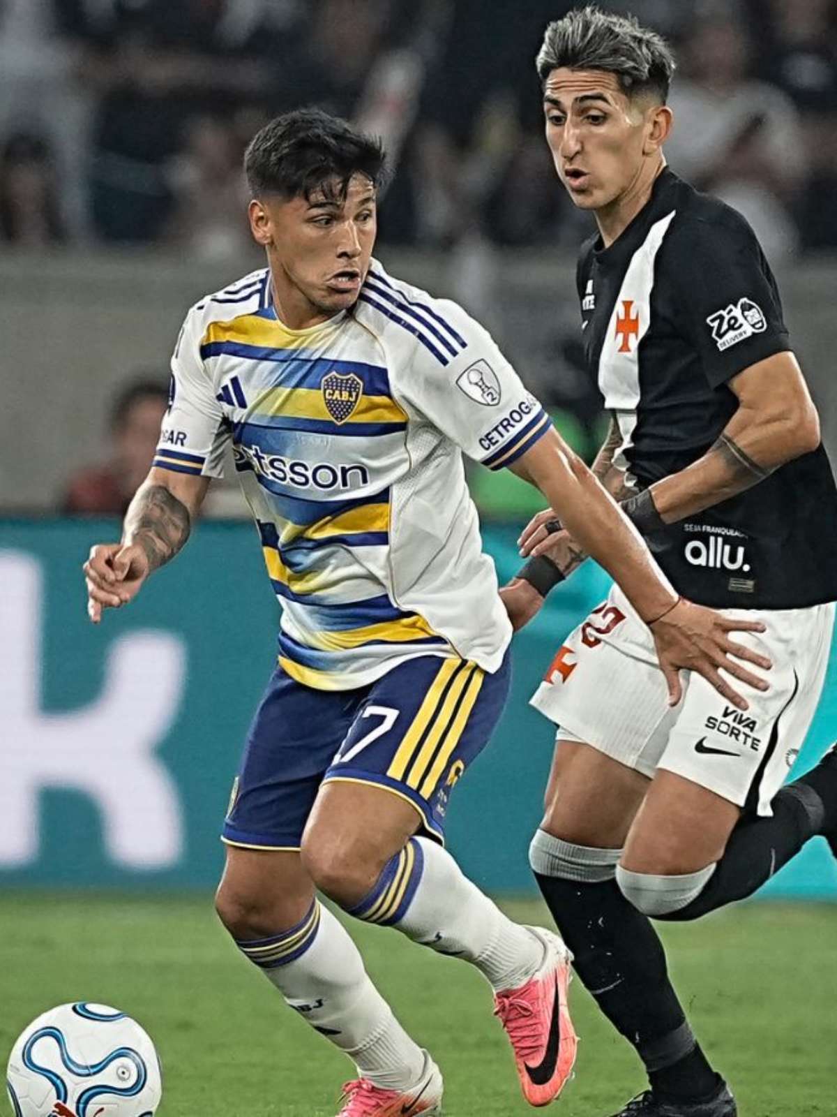 Léo Jardim falha, Vasco perde para o Boca Juniors e cai na Copa Sul-Americana