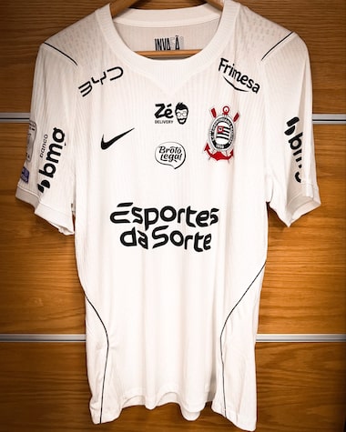 Clubes podem vender camisas com logomarca de bet produzidas antes de MP? Entenda