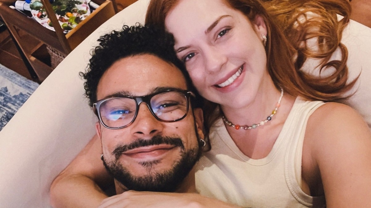 Sophia Abrahão sobre relação longeva com Sérgio Malheiros: 'Terapia de casal desde o primeiro ano'