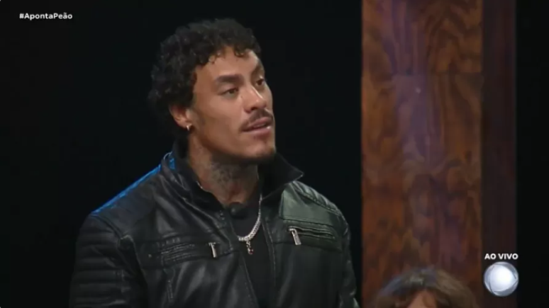 A Fazenda 18: Adriane Galisteu é 'atropelada' e toma medida enérgica contra peão