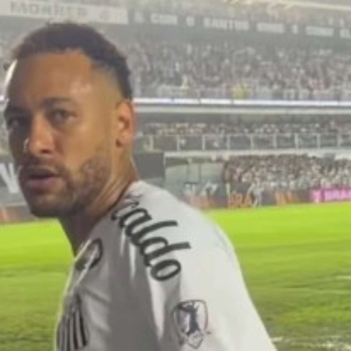 Neymar admite erro após expulsão, mas acusa Nestor: ‘Maior safadeza do futebol’
