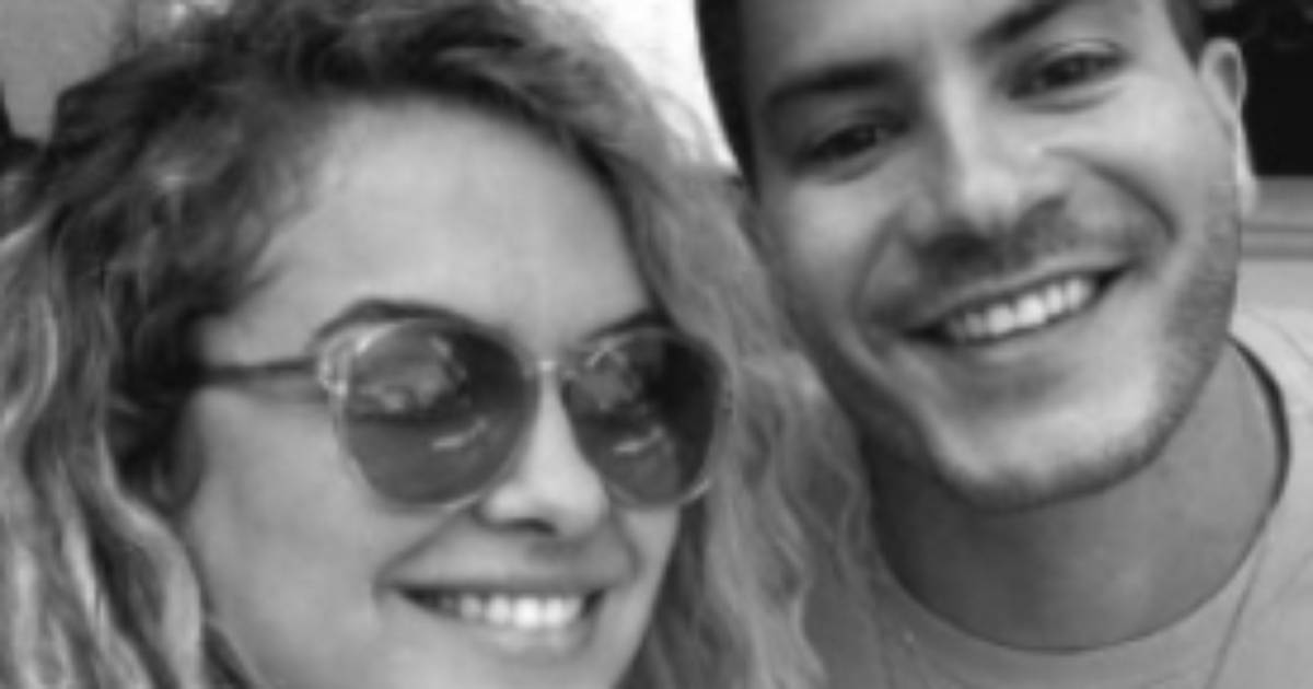 Arthur Aguiar lamenta morte da ex-namorada Lua Blanco e faz homenagem
