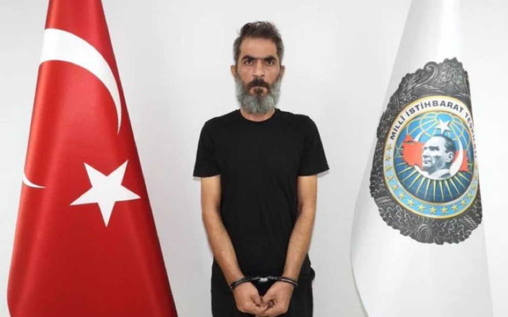 O copiloto que atacou o colega com uma faca no ar na FlyDubai era omã e foi doutrinado por um islamista radical, diz Netanyahu