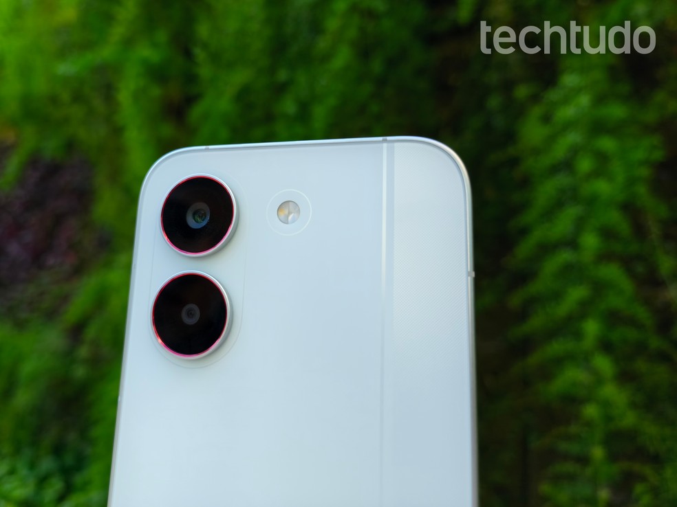 Poco X8 Pro vs Galaxy A57: 5 motivos para comprar o celular da Xiaomi