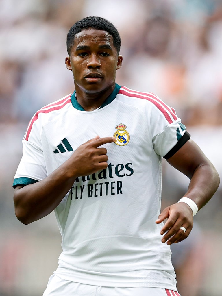 Mourinho garante permanência de Endrick no Real Madrid: ‘Um jogador que adoro’