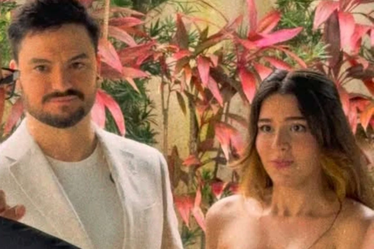 Felipe Neto revela detalhes do casamento "surpresa" com Juliane Carvalho
