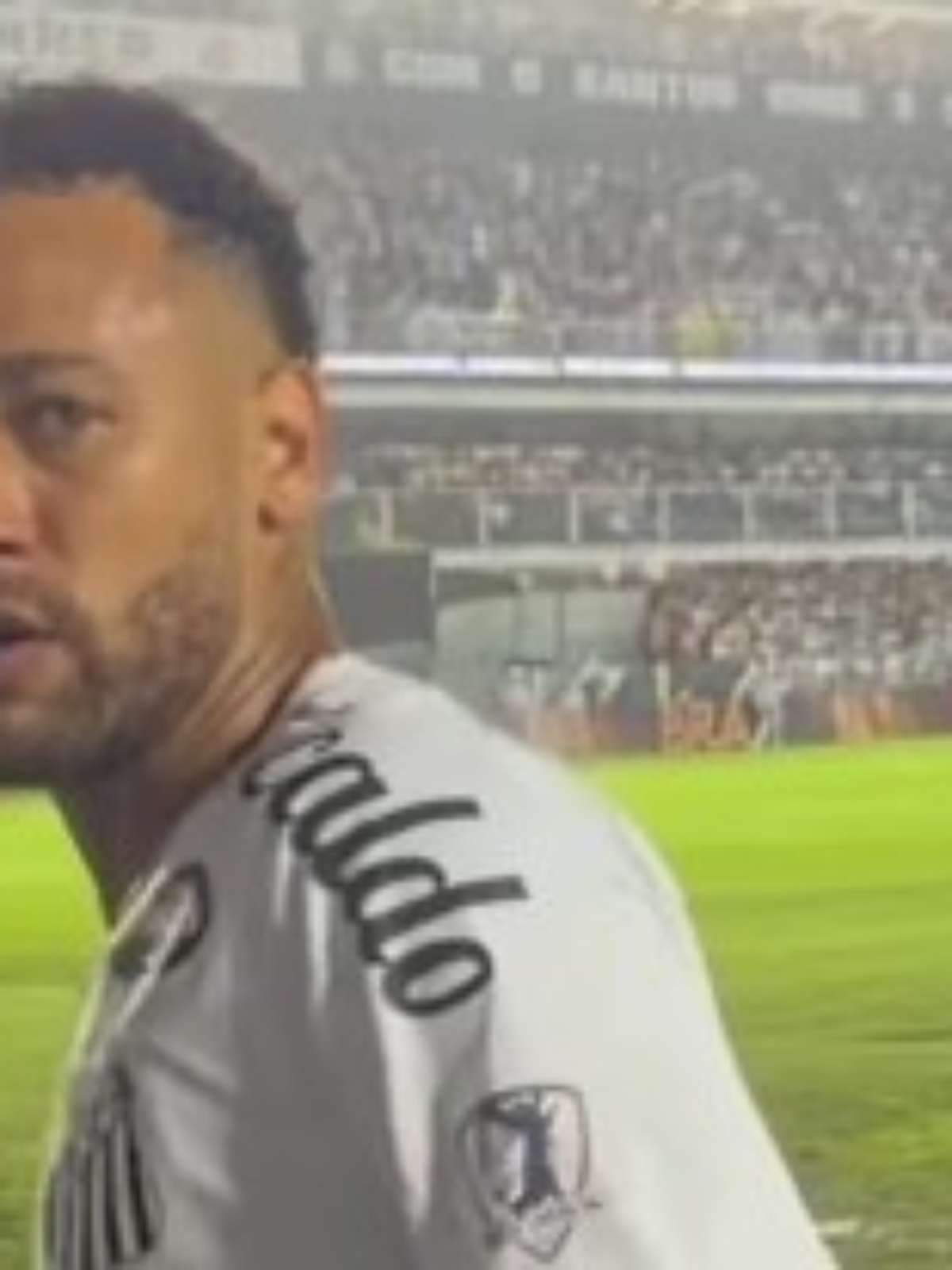 Neymar admite erro após expulsão, mas acusa Nestor: ‘Maior safadeza do futebol’